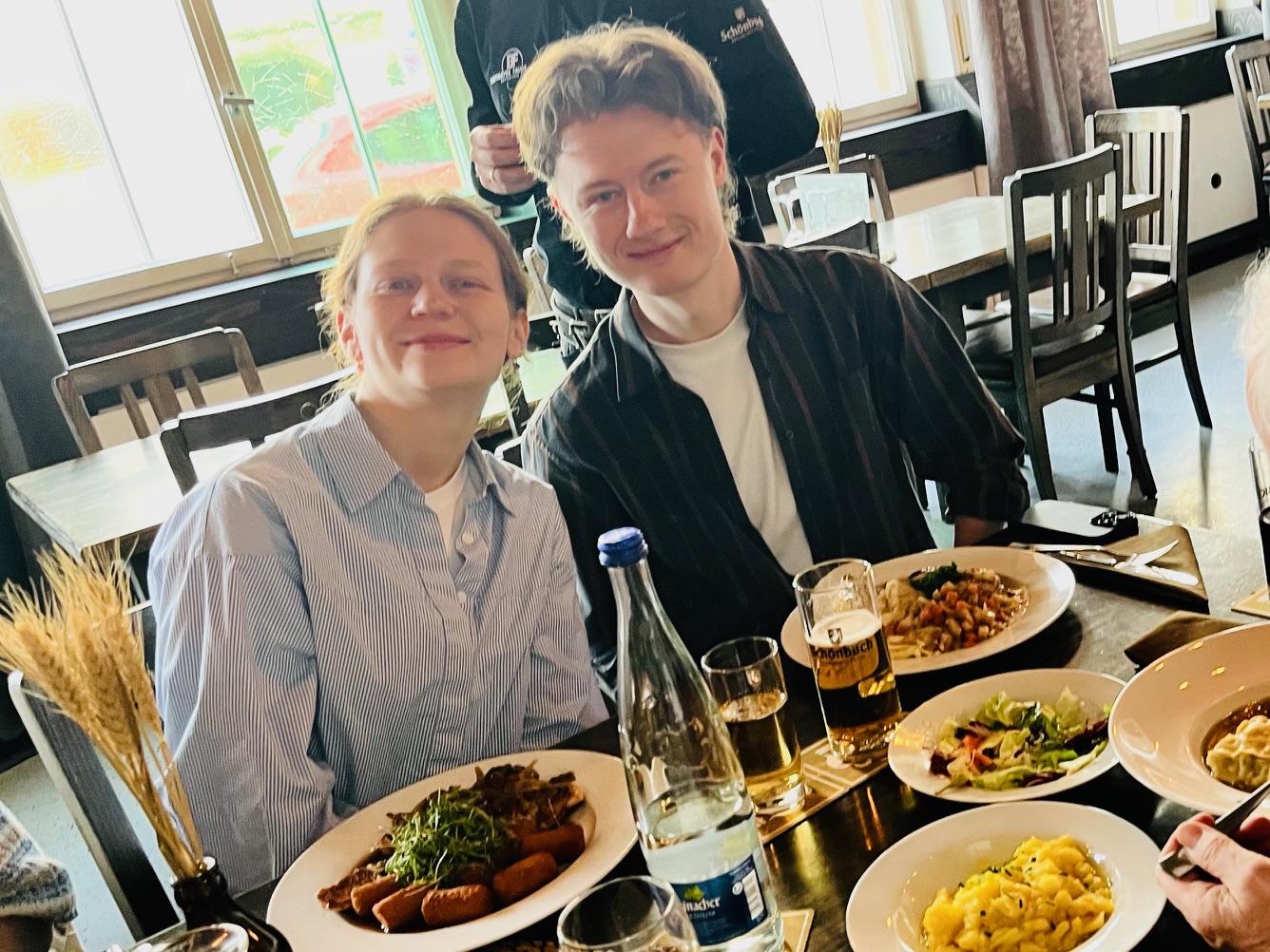 Kunstausflug des Kunstverein Würzburg, Mittagessen in Böblingen